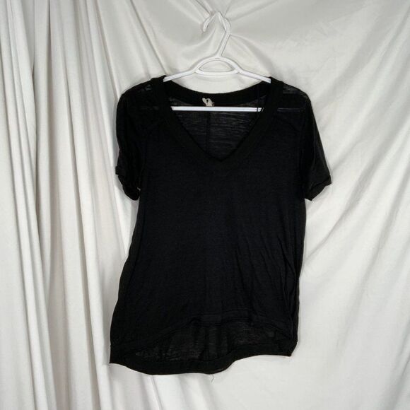 We The Free Women’s Small Black Scoop Neck Shirt (D14) - Picture 1 of 6